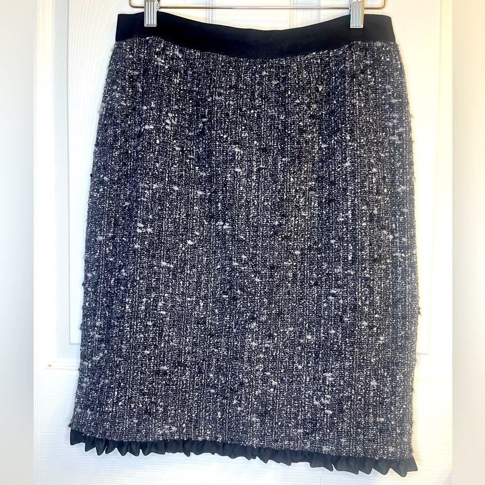 Kate Spade New York Gray Tweed skirt in Size 6